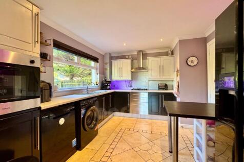 Reform Street, Beith dining kitchen