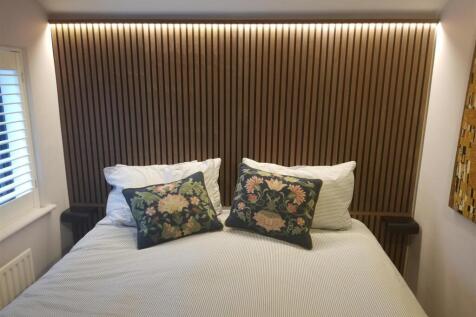 15. Main bedroom super king.jpg