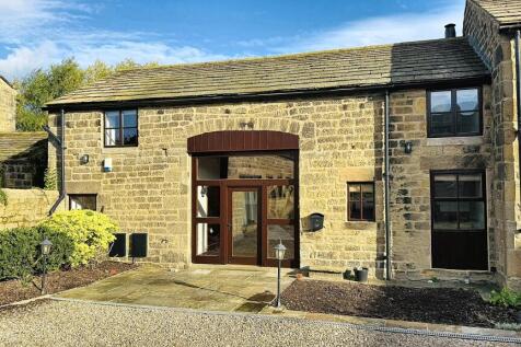 Enjoying a rural setting this charcter property is ideal for a professional couple and is availably immediately.
