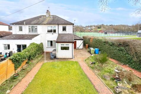 Robslee Road rear garden shot