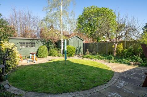 260407 - 19 Princes Road, Bromham - 03