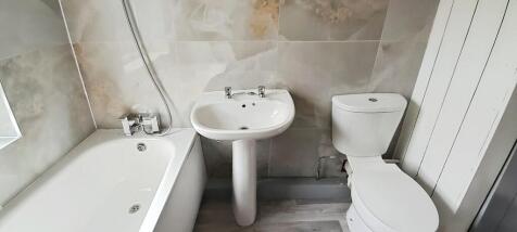 c65242a9-WhatsApp...