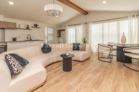 Open Plan Living 2