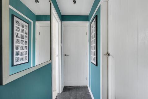 Entrance Hall_1.jpeg