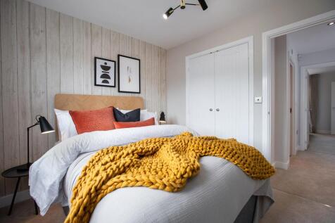 Main bedroom with ample space