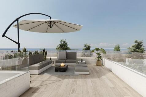 ROOF TERRACE
