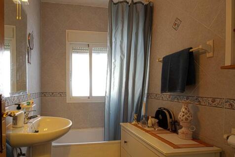 COM2503CH---en-suite