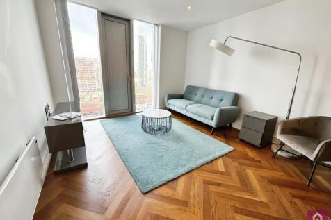 DEPOSIT FREE OPTION AVAILABLE | AVAILABLE 4TH AUGUST | FULLY FURNISHED | RESIDENTS POOL & GYM | 24-HOUR CONCIERGE | BILLS PACKAGE AVAILABLE FOR STUDENTS AT ADDITIONAL COST | One of Manchester’s most s
