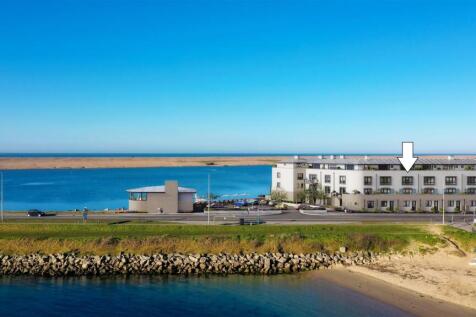 Apartment 4 Arrow.jpg