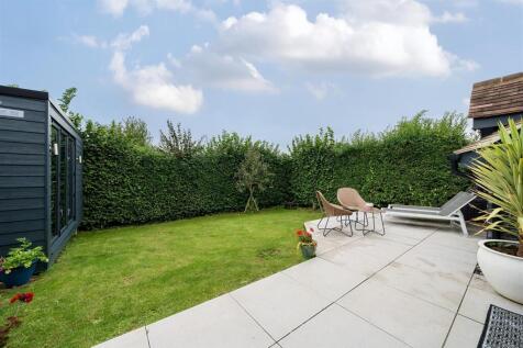 3 Kennel Lane, Paulerspury