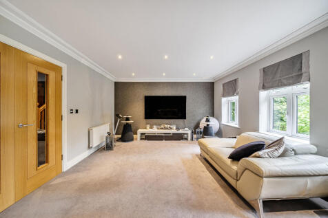 1290112-7-684b28c...