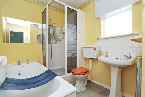 Bathroom T202608071440.jpg