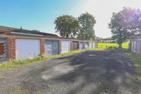 Separate Garage