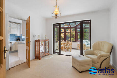 Living Space/Kitchen/Sunroom