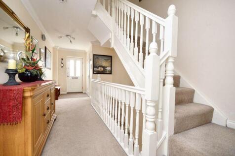 Middle floor landing