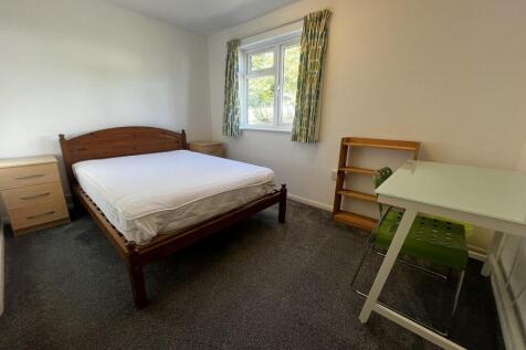 224b5b2e-Bedroom ...