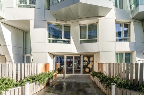 Apartment-601-Hol...