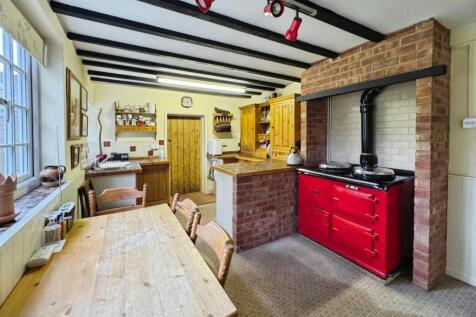 Dining Kitchen.jpg