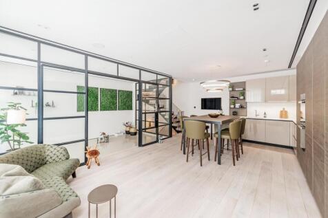 Kitchen/Dining (Mai