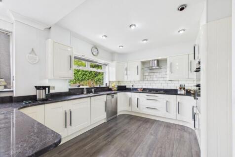 Kitchen/Dining/Living Area