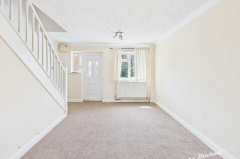 CAM03852G0-PR0723-STILL006