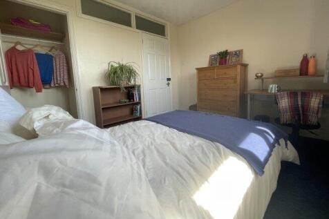 hunton-gardens-ct2-7tt-931730