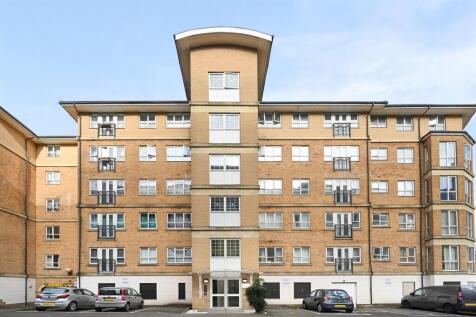 RCLR- flat 3 geneva court- exterior 3 (1).jpg