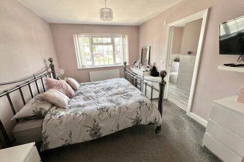 IMG-20250520-WA00...