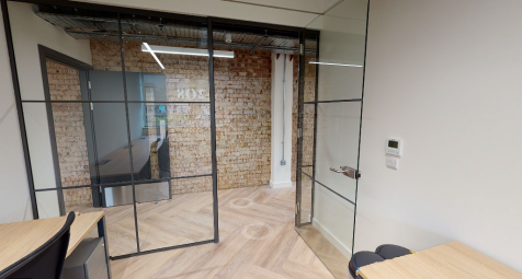 5 Person Office