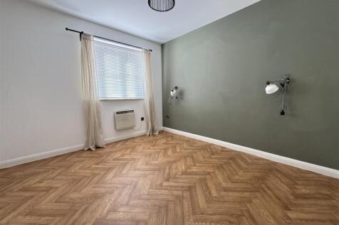 Photo 30-04-2025, 11 36 00.jpg