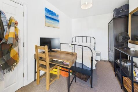 CAM02854G0-PR0403...