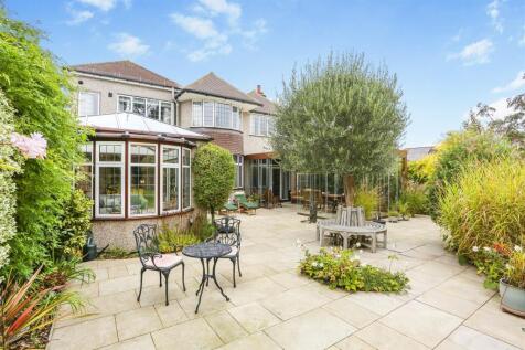 1548903635 - WESTCOTT WAY, SM2 - 9.jpg