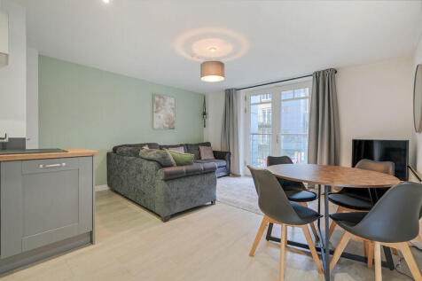 Open Plan Living/ Dining Room