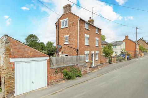 Upper High Street, Harpole