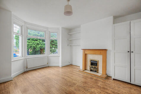 Living Room - Ang...