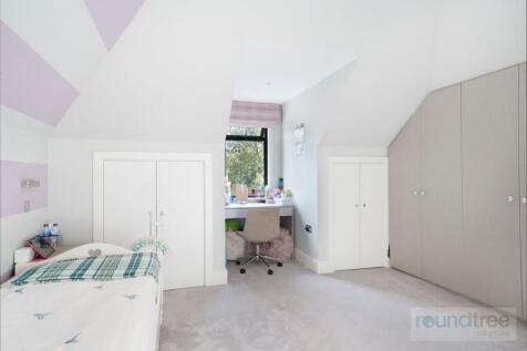 6 bed, 4 bath Detached in edinburgh - Photo 12