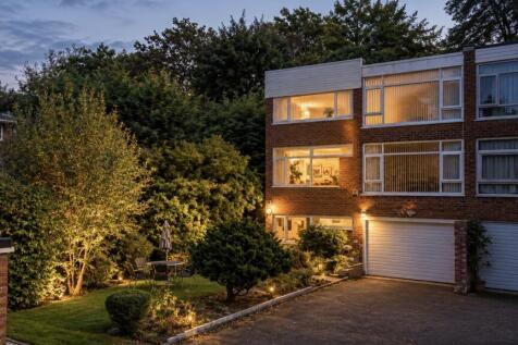 4 bed semi-detached house for sale Ladybrook Road