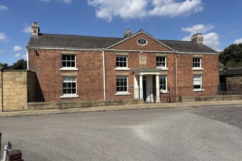 Office to rent in nostell