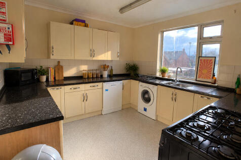 7 Bedroom Terraced in YO30 6DF