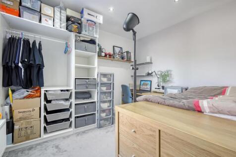 4 bed, 2 bath House in bath - Photo 11
