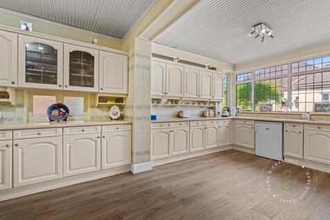 Rhiwbina Hill, Hern Crabtree (36).jpg