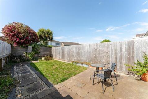 1.2 - rear garden.jpg