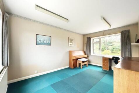 Reception Room / Bed