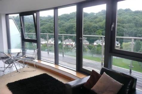 Living Dining Area