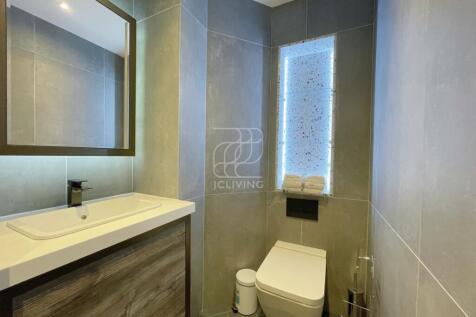 Stage Apartments