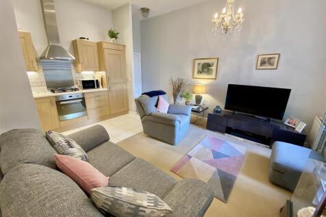 Bramleys Estate Agents - Marmaville Court - Mirfie