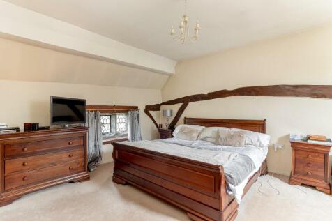 Master Bedroom - A.jpg