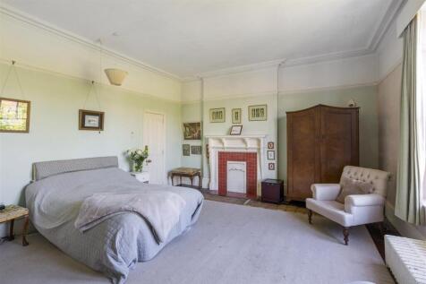 8 bed, 2 bath Semi-Detached in Bristol - Photo 47