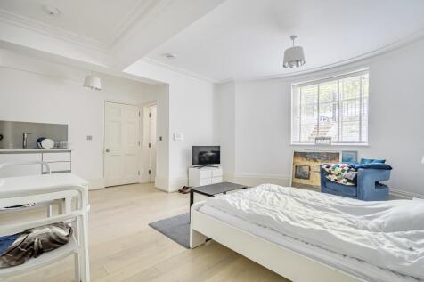 Studio / Reception / Bedroom