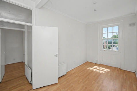 Flat A, 19 Sydenham Park, Sydenham, London, SE26 4EE